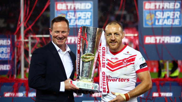 St Helens head coach Justin Holbrook will leave St Helens to join Gold Coast Titans in 2020.