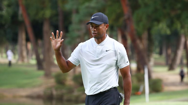 Tiger Woods Moves Two Ahead At Rain Delayed Zozo Championship Golf News Sky Sports