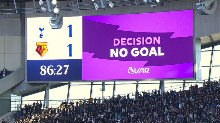 The Tottenham scoreboard wrongly says that Dele Alli's goal has been disallowed