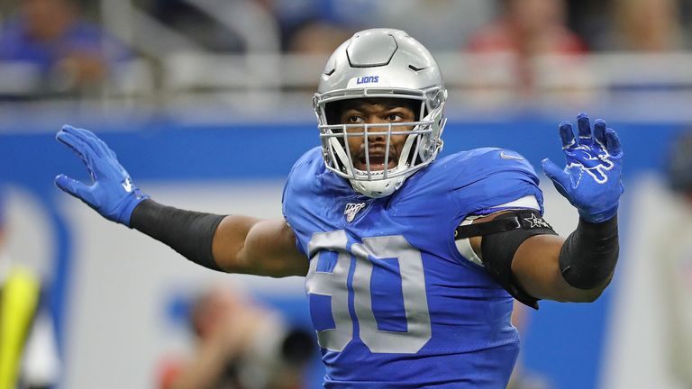 Trey Flowers #90 of the Detroit Lions reacts to a third down stop during the game against the Kansas City Chiefs at Ford Field on September 29, 2019 in Detroit, Michigan. Kansas City defeated Detroit 34-30. (