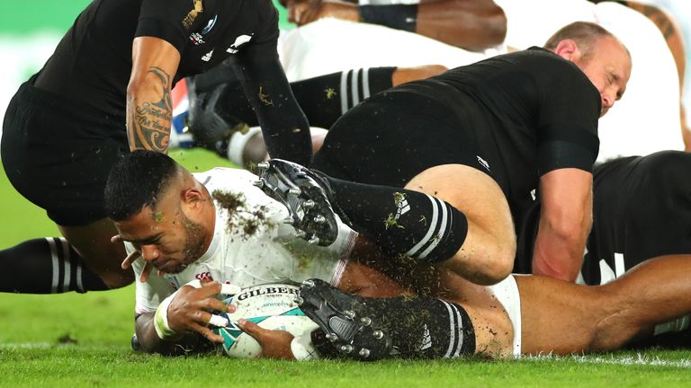 Manu Tuilagi marked a fabulous England start to the semi-final with an early try
