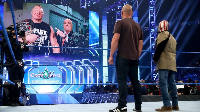 Lesnar assaults Velasquez, Mysterios