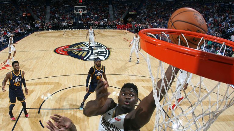 Zion Williamson finishes at the rim against the Utah Jazz