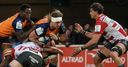 Montpellier triumph despite red card