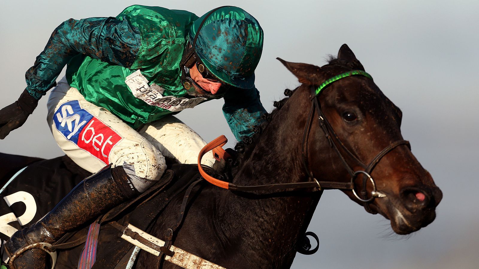 Fusil Raffles makes winning start to chasing career | Racing News | Sky ...