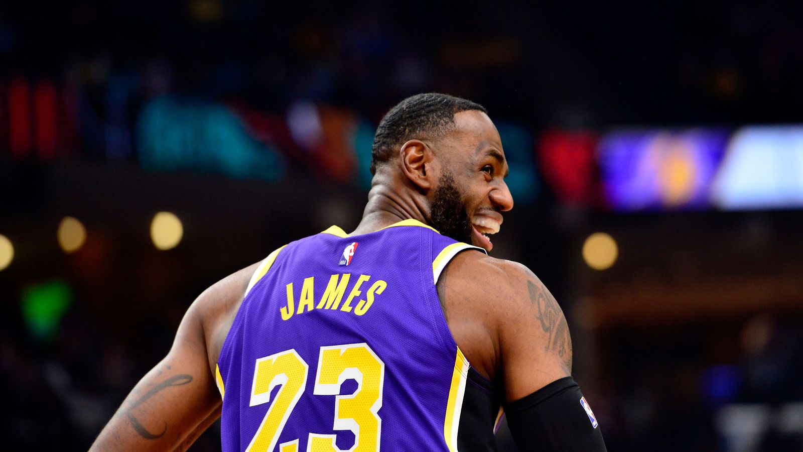 LeBron James celebrates the Lakers' narrow win over the Grizzlies. 