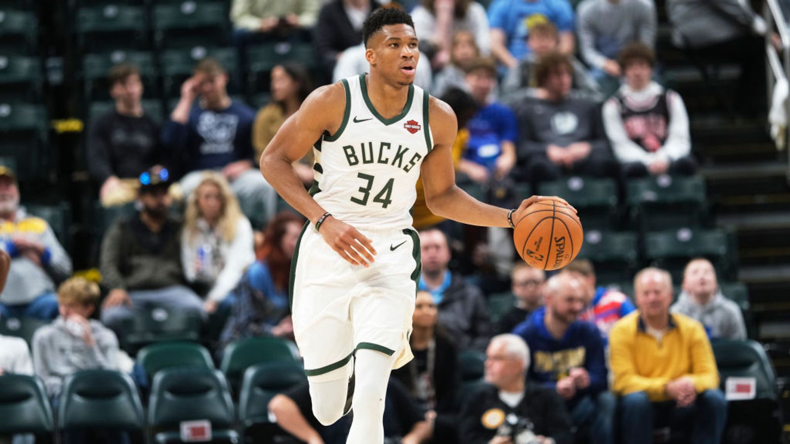 Giannis dunks over two Pacers players! NBA News Sky Sports