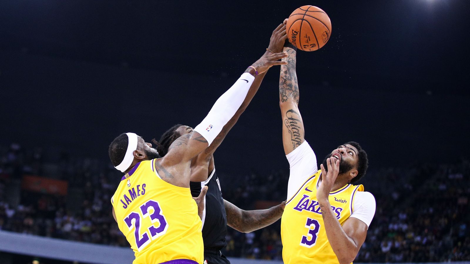 Tuck's triple: Davis sets Lakers’ defensive tone; LeBron a natural ...