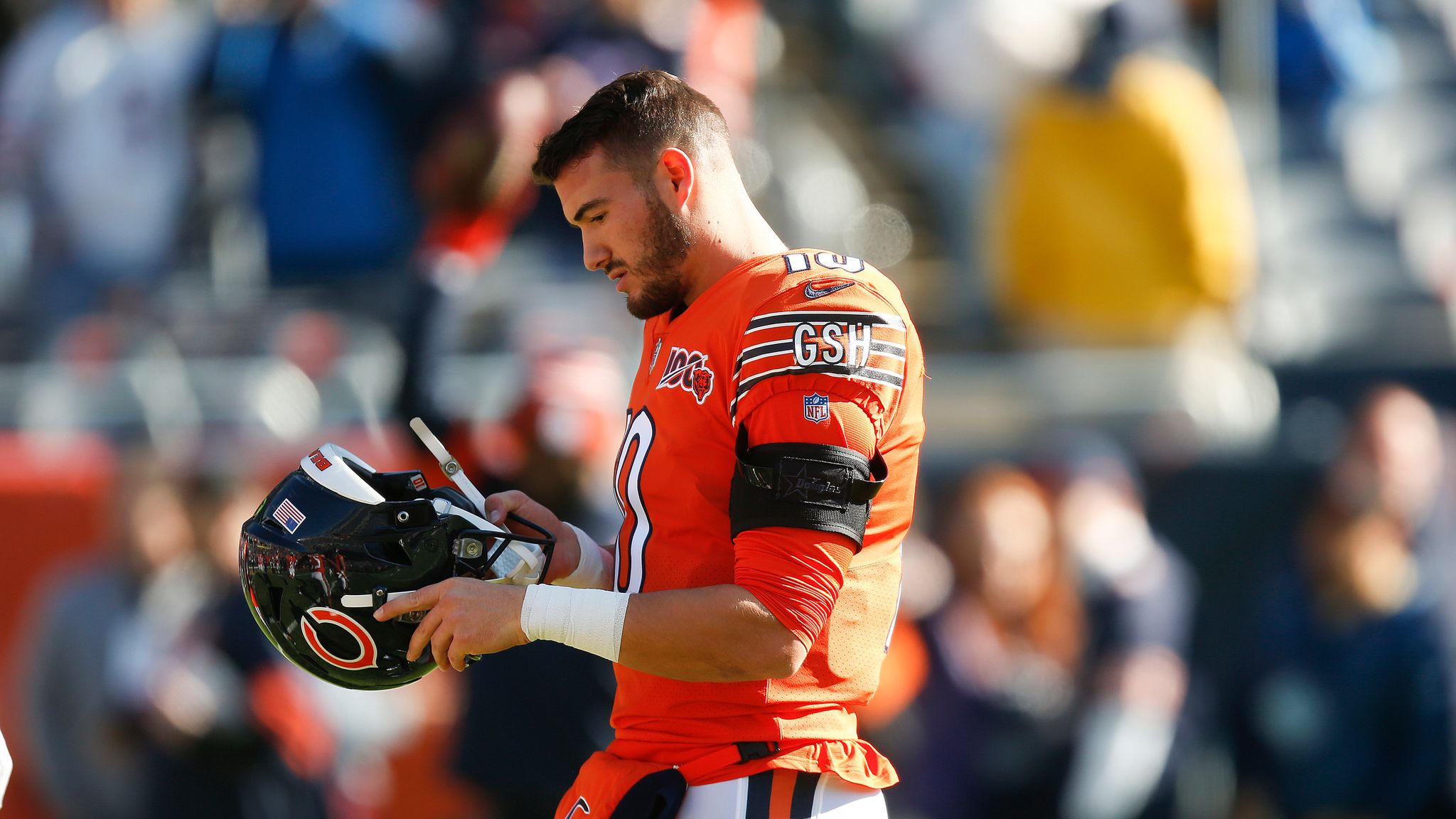 East Rutherford, New Jersey, USA. 16th Aug, 2019. August 16, 2019, Chicago  Bears quarterback Mitchell Trubisky (10) throws the ball prior to the NFL  preseason game between the Chicago Bears and the