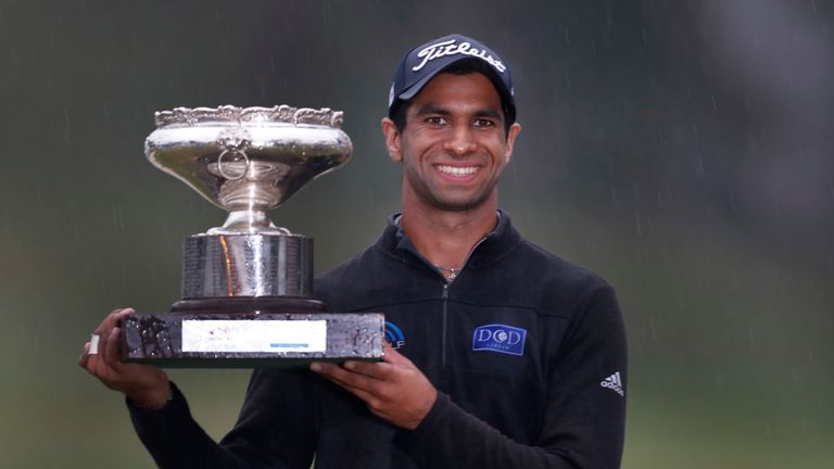 England's Aaron Rai pictured with the trophy for winning the Hong Kong Open in 2018