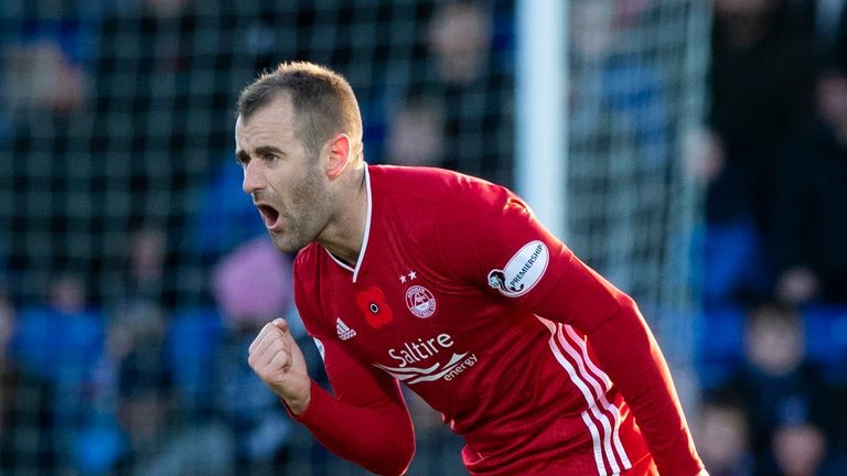 Aberdeen's Niall McGinn celebrates his goal to make it 1-1 during the Ladbrokes Premiership match between Ross County and Aberdeen at the Global Energy Stadium