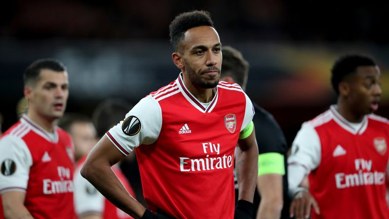 LONDON, ENGLAND - NOVEMBER 28: Pierre-Emerick Aubameyang of Arsenal during the UEFA Europa League group F match between Arsenal FC and Eintracht Frankfurt at Emirates Stadium on November 28, 2019 in London, United Kingdom. (Photo by Marc Atkins/Getty Images)