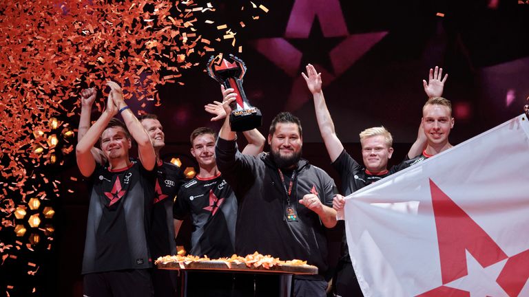 CS:GO pros preview ECS Season 8 Finals