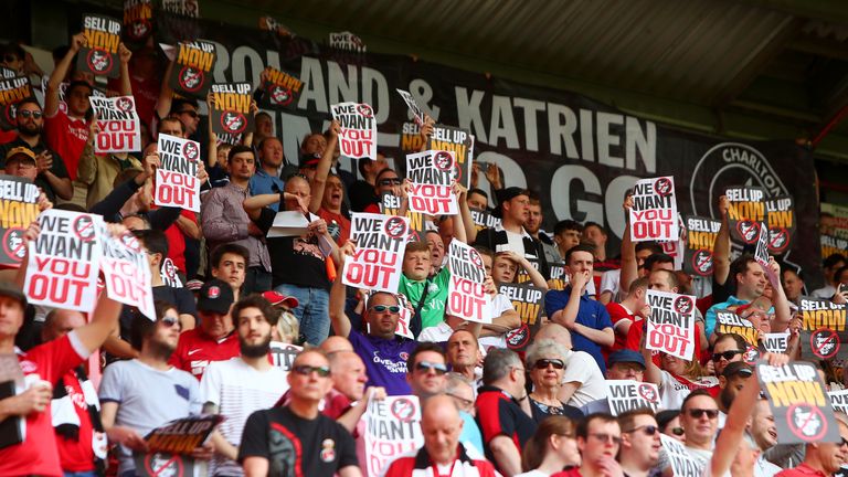 LONDON, ENGLAND - MAY 07: Charlton Athletic supporters protest against owner Roland Duchatelet prior to the Sky Bet Championship match between Charlton Athletic and Burnley on May 7, 2016 in London, United Kingdom. (Photo by Charlie Crowhurst/Getty Images)