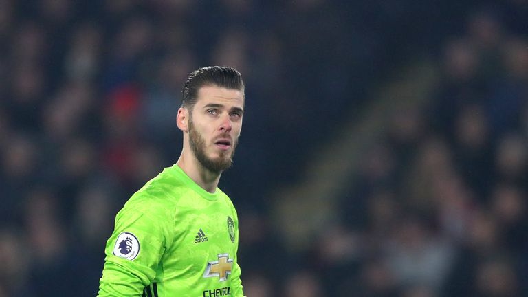SHEFFIELD, ENGLAND - NOVEMBER 24: David De Gea of Manchester United during the Premier League match between Sheffield United and Manchester United at Bramall Lane on November 24, 2019 in Sheffield, United Kingdom. (Photo by Chloe Knott - Danehouse/Getty Images)