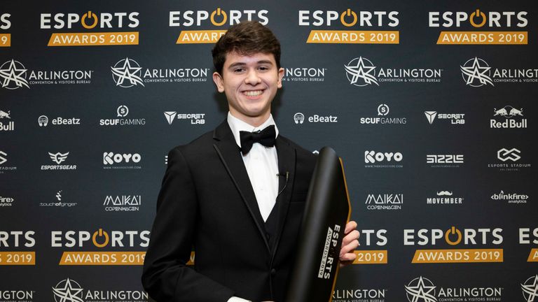 Bugha won both PC Rookie of the Year and PC Player of the Year at the Esports Awards (Credit: Esports Awards)