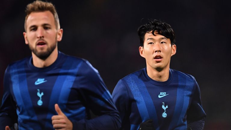 Harry Kane and Heung-Min Son warm-up in Belgrade