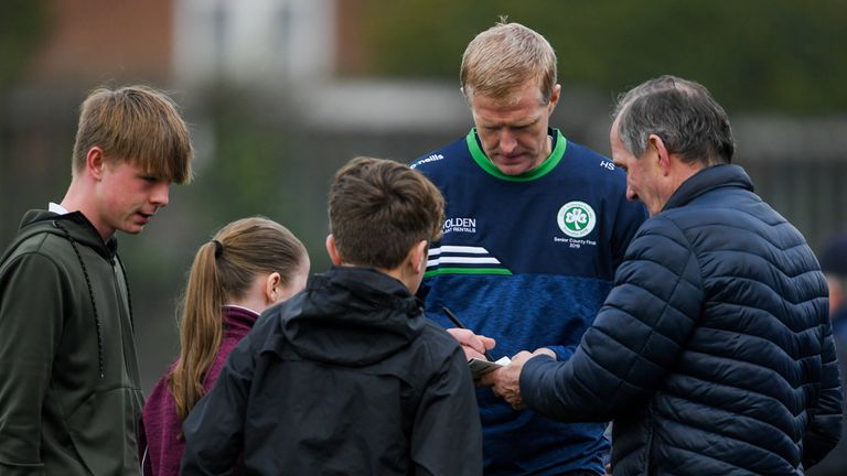 Still the main attraction! Ballyhale manager Henry Shefflin signs autographs after his side's win over Clonkill