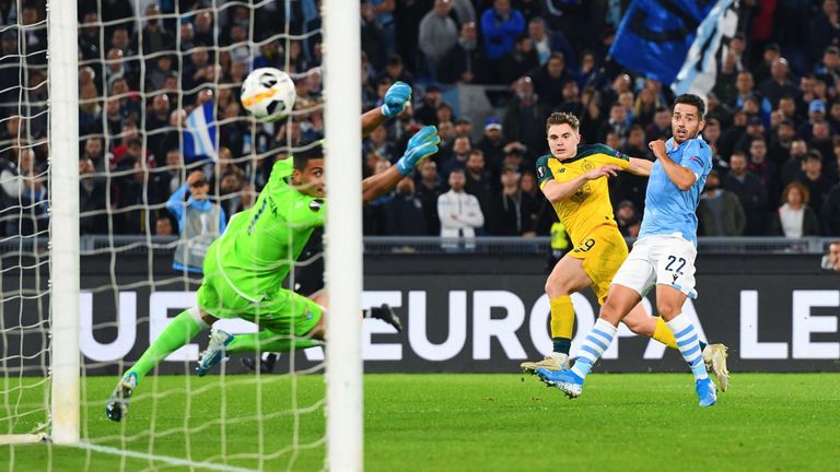 Celtic's James Forrest strikes to make it 1-1 against Lazio