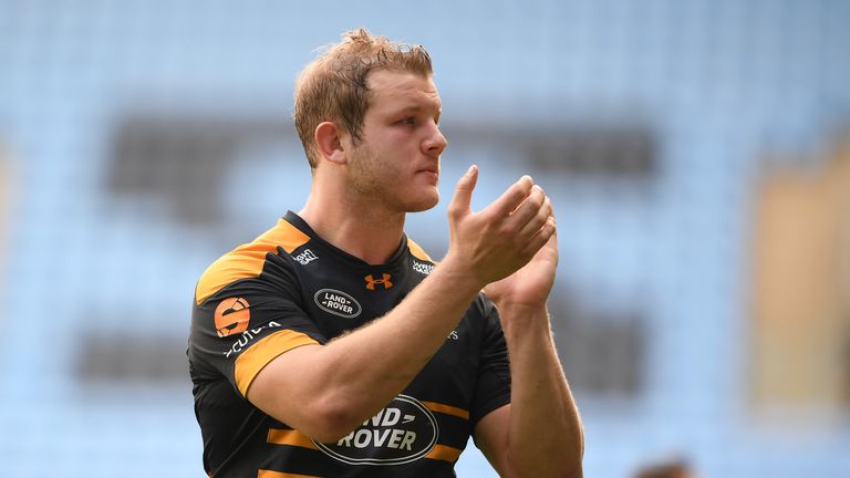 Joe Launcbury of Wasps applauds the crowd during the Gallagher Premiership Rugby match between Wasps and Harlequins at Ricoh Arena on May 18, 2019 in Coventry, United Kingdom. 
