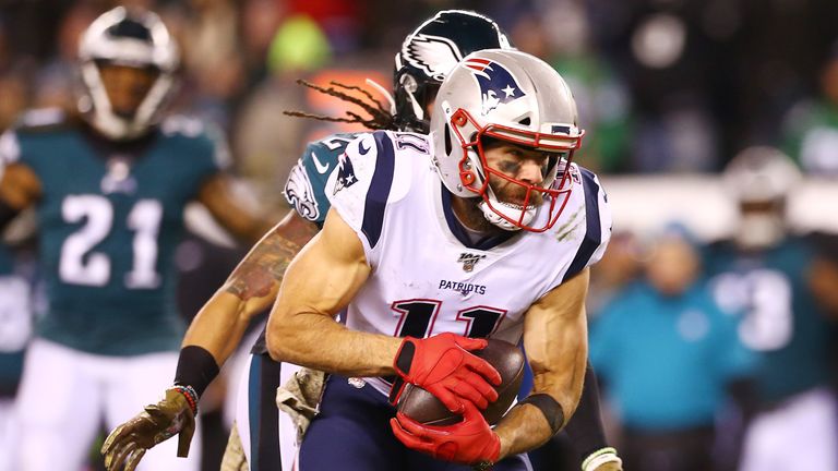  Julian Edelman #11 of the New England Patriots runs with the ball during the second quarter against the Philadelphia Eagles at Lincoln Financial Field on November 17, 2019 in Philadelphia, Pennsylvania. (Photo by Mitchell Leff/Getty Images)