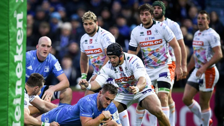 Ronan Kelleher scores Leinster's third try against Benetton