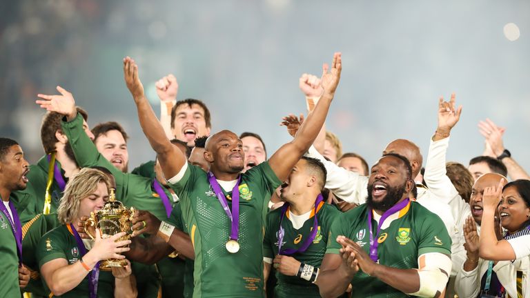 Tendai Mtawarira celebrates after the Rugby World Cup final