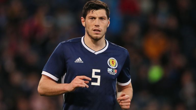 Scott McKenna no ha jugado para Escocia desde junio debido a una lesión