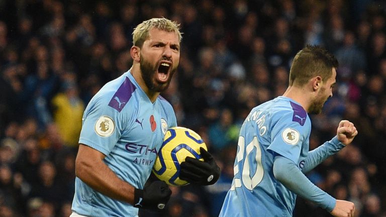 Sergio Aguero celebrates his equaliser vs Southampton