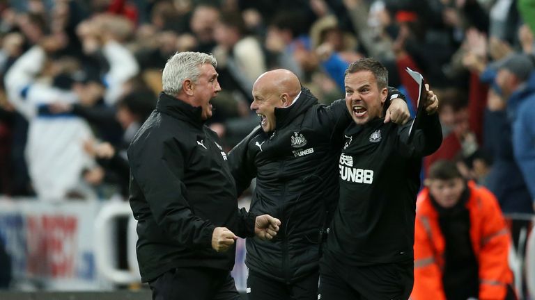Bruce celebrates Newcastle's fine 1-0 win over Manchester United at St James' 