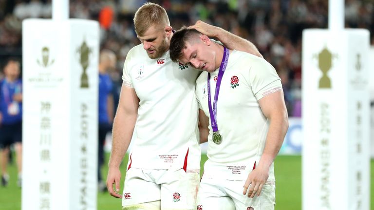  George Kruis and Tom Curry of England embrace after defeat