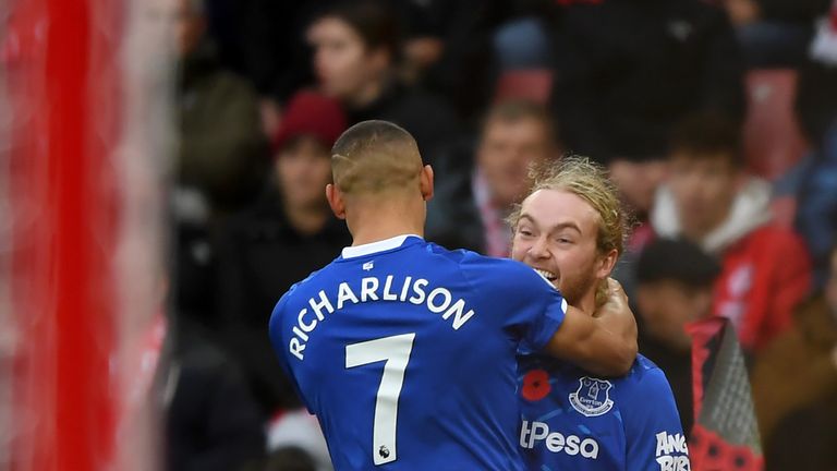 Tom Davies celebrates his goal for Everton at St Mary's