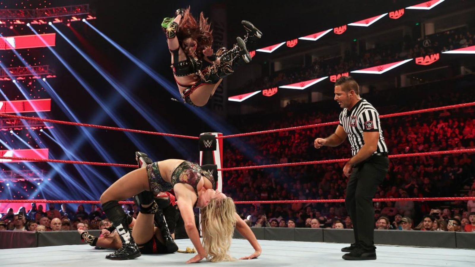 Raw 12. Full Match Charlotte Flair. Becky Lynch & Charlotte vs Kabuki Warriors. Becky Lynch and Charlotte Flair vs Kabuki Warriors. Charlotte WWE болевой.