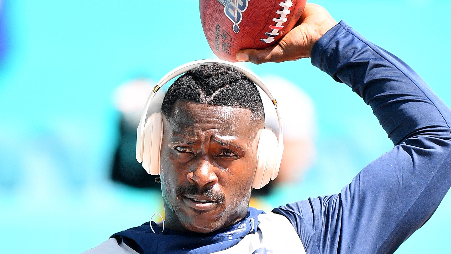 Ravens GM coy on signing free agent Antonio Brown