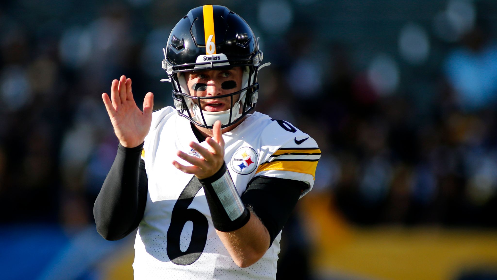 Devlin 'Duck' Hodges: What's the story behind Pittsburgh's quarterback ...