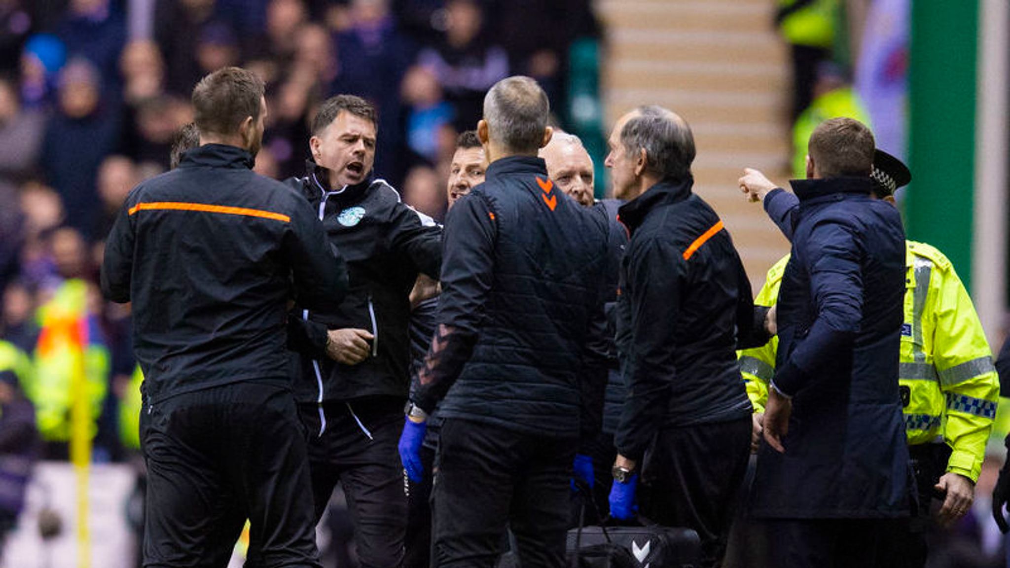 Hibernian 0-3 Rangers: Early Double Sets Steven Gerrard's Side On Their ...