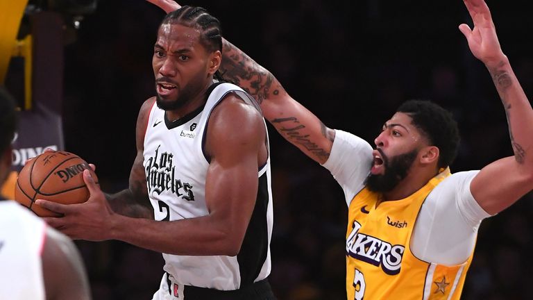 Is Clippers' Kawhi Leonard playing vs. Lakers