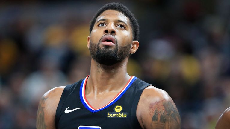 Paul George in action during the Clippers&#39; road win over Indiana