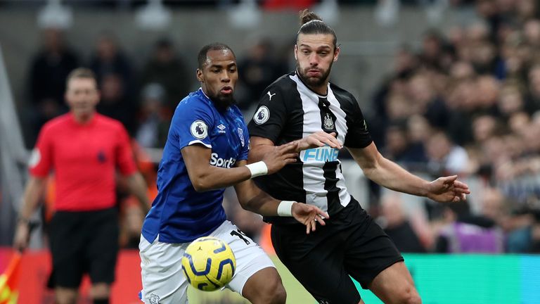 Andy Carroll won 29 of his 35 aerial duels in the defeat to Everton