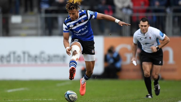 Anthony Watson kicks ahead for Bath