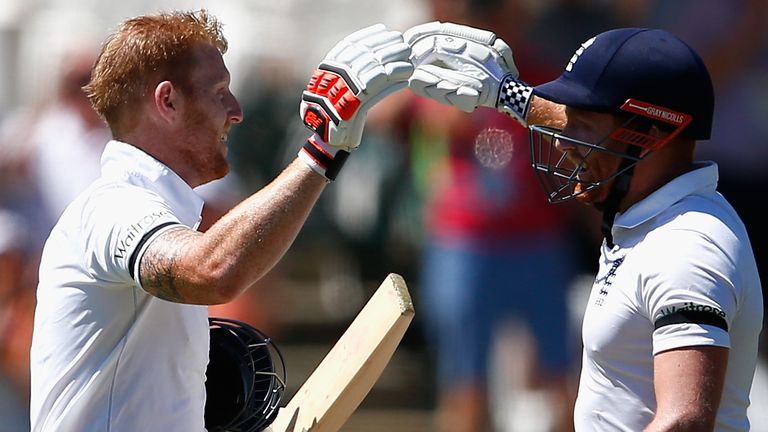 during day two of the 2nd Test at Newlands Stadium on January 3, 2016 in Cape Town, South Africa.