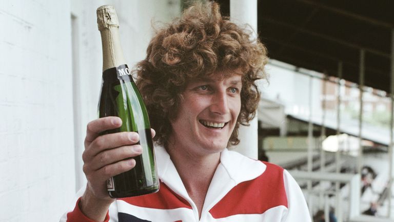 LONDON, ENGLAND - AUGUST 30: England bowler Bob Willis celebrates being the leading wicket-taker of the 1977 Ashes Test series with an armful of champagne at the end of the 5th Test match between England and Australia at The Oval, London, 30th August 1977, Willis ended the series with 27 wickets in London, United Kingdom. (Photo by Allsport/Getty Images/Hulton Archive)