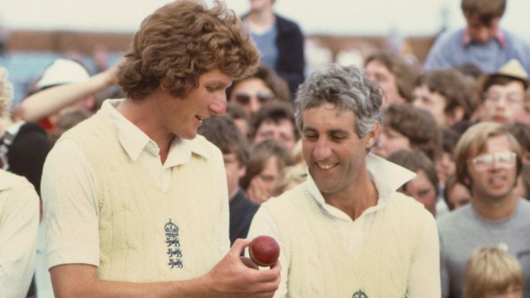 MANCHESTER, UNITED KINGDOM - AUGUST 17: England captain Mike Brearley (r) shares a joke with Bob Willis (c) as Geoffrey Boycott (l) and David Gower look on after England had beaten Australia in the 5th Cornhill Test Match to regain the Ashes at Old Trafford on August 17, 1981 in Manchester, England. (Photo by Adrian Murrell/Allsport/Getty Images)