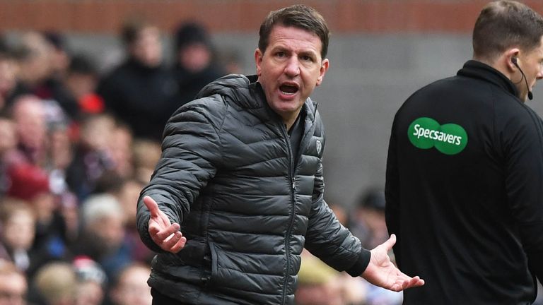 Daniel Stendel on the touchline during the Premiership match between Hearts and Hibernian