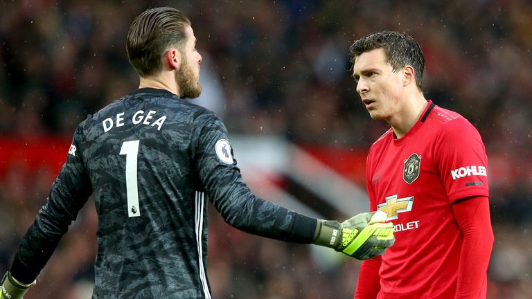 David de Gea and Victor Lindelof react after conceding an own goal against Everton