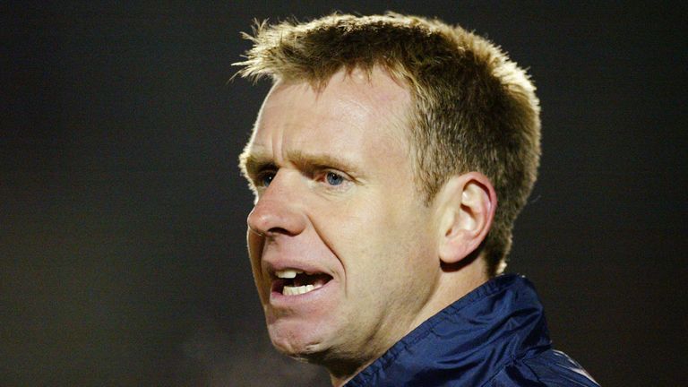 David Oldfield coach of Oxford United during the Coca Cola League Two match Northampton Town v Oxford United held at Sixfields Stadium on October 19, 2004