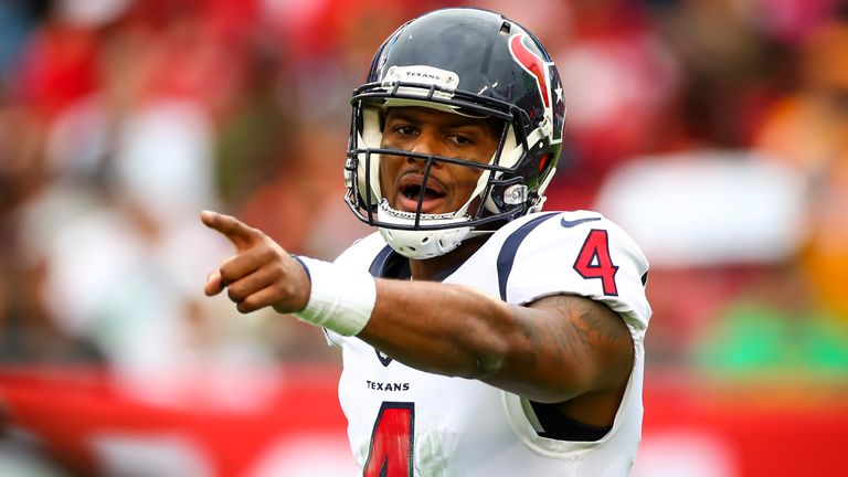 Deshaun Watson no tuvo su mejor  día, pero Houston aseguró su división