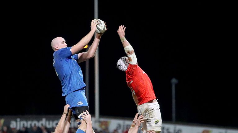 Devin Toner wins a line out ball