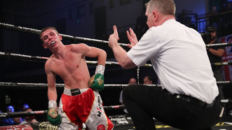 Donte Dixon v VLADISLAVS DAVIDAITIS, Super-Featherweight  York Hall, London.19th December 2019.Picture By Mark Robinson..