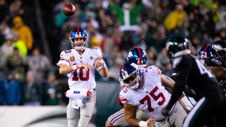 Eli Manning of the New York Giants passes the ball during the first quarter against the Philadelphia Eagles